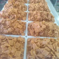 کار در کارگاه قنادی
