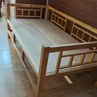 تخت چوبی سنتی پایه دار