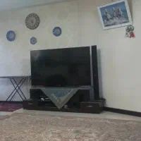 میز نلویزیون چوبی ،صفحه شیشه ای