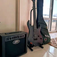 گیتار الکتریک ibanez grgr131ex و امپلیفایر peavy