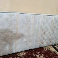 تخت خواب چوبی همراه با دشک