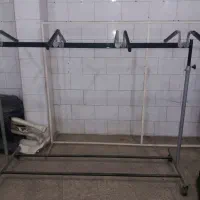 آویز لباس