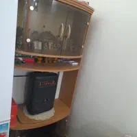 بوفه چوبی تمیز  بدونه  خش  وخط خوردگی