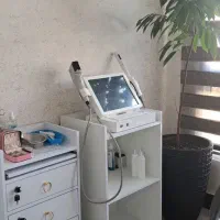 لیزر.ژل بوتاکس پیرسینگ چال گونه پیلینگ کربن،مزو