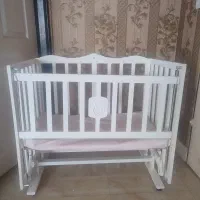 تخت و ننو ۵کاره کاملا سالم فقط۲ماه استفاده شده