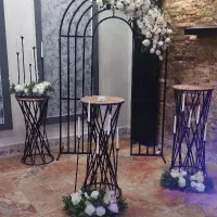 ساخت انواع سازه فلزی دکوراتیو میز، استند،بک‌گراند