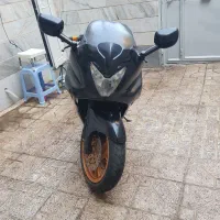 zzr400 سنگین مدارک دار