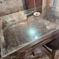 میزناهارخوری و چهار صندلی