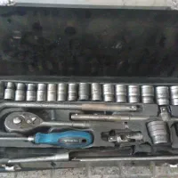 امداد خودرو مکانیک سیار  پنچری  سوخت رسانی در محل