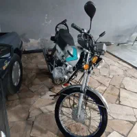 موتور سیکلت آزما 125cc
