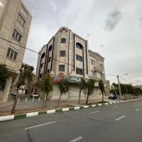 ملک-تجاری-و-مسکونی-5-طبقه-نوساز-بر-30-متری-کلهری