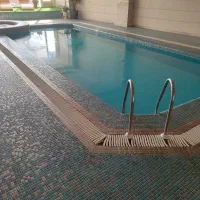 مجری انواع استخر و جکوزی (سر ریز، موج ، اسکیمری)