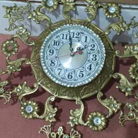 ساعت برنجی سنگین وفنجان قهوه وشکرباسینی