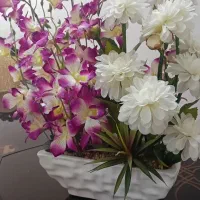 گل و گلدان خارجی
