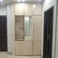 جاکفشی،کمد لباس