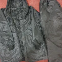 اسکناس قدیمی و یک سری لوازم