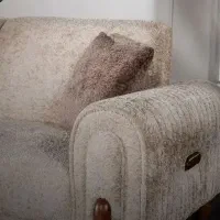 برشکارخیاط ماهر مبلمان