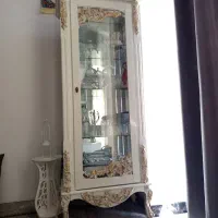 بوفه سفید