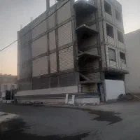 ساختمان-چهار-طبقه-در-شهرک-زیمنس-گویم