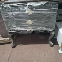 میز و کنسول