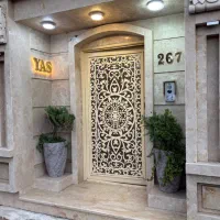 موج-شکن-انزلی-یک-طرف-دریا-یک-طرف-پارک