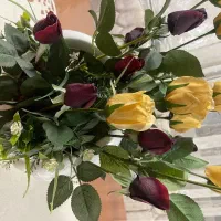 گل روز مصنوعی کاملا نو و شیک