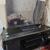 تلویزیون ۴۳ اینج