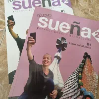 کتاب suena جلد ۲ و ۳ به همراه cd* اسپانیایی*
