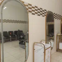 تعدادی تجهیزات ارایشگاهی نو بفروش میرسد