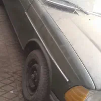 بنز ۲۰۰ موتور مشکی ۱۹۸۱