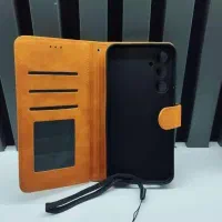 گارد دنیای از کیف های کتابی شیک برای گوشی شما