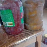 شیشه مربا بزرگ