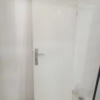 درب حمام و دستشویی