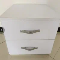 پاتختی و تخت