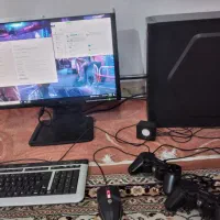 کیس همراه با مانیتور