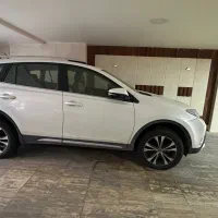 ماشین rav4