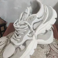 کتونی کاملا نو استفادع نشده