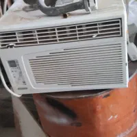 کولر گازی پشت پنجره ای