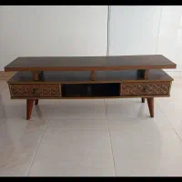 میز چوبی تلوزیون