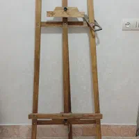 رنگ روغن و سه پایه نقاشی و قلمو