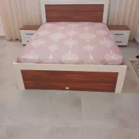 ساخت انواع تخت و پاتختی