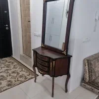 آینه و کنسول