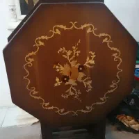 ساعت ایستاده ومیز عسلی