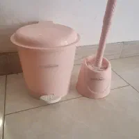ست سرویس بهداشتی به همراه ۱ سطل زباله
