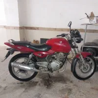 موتور سیکلت باجاج ۱۸۰