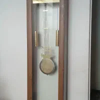 ساعت ایستاده