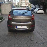 .ام وی ام 315 هاچبک