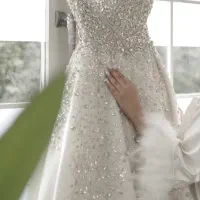 لباس عروس جواهردوزی شده