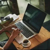 استخدام ادمین با حقوق بالا (کار با موبایل)