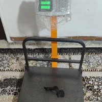 باسکول 300 کیلویی تاشو